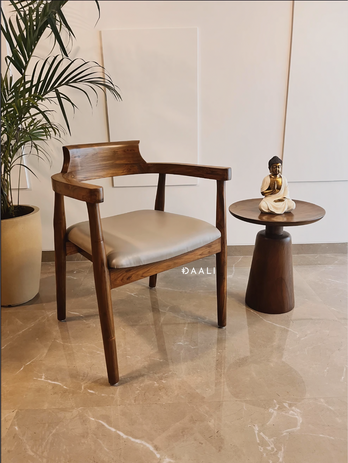 Bella Chair