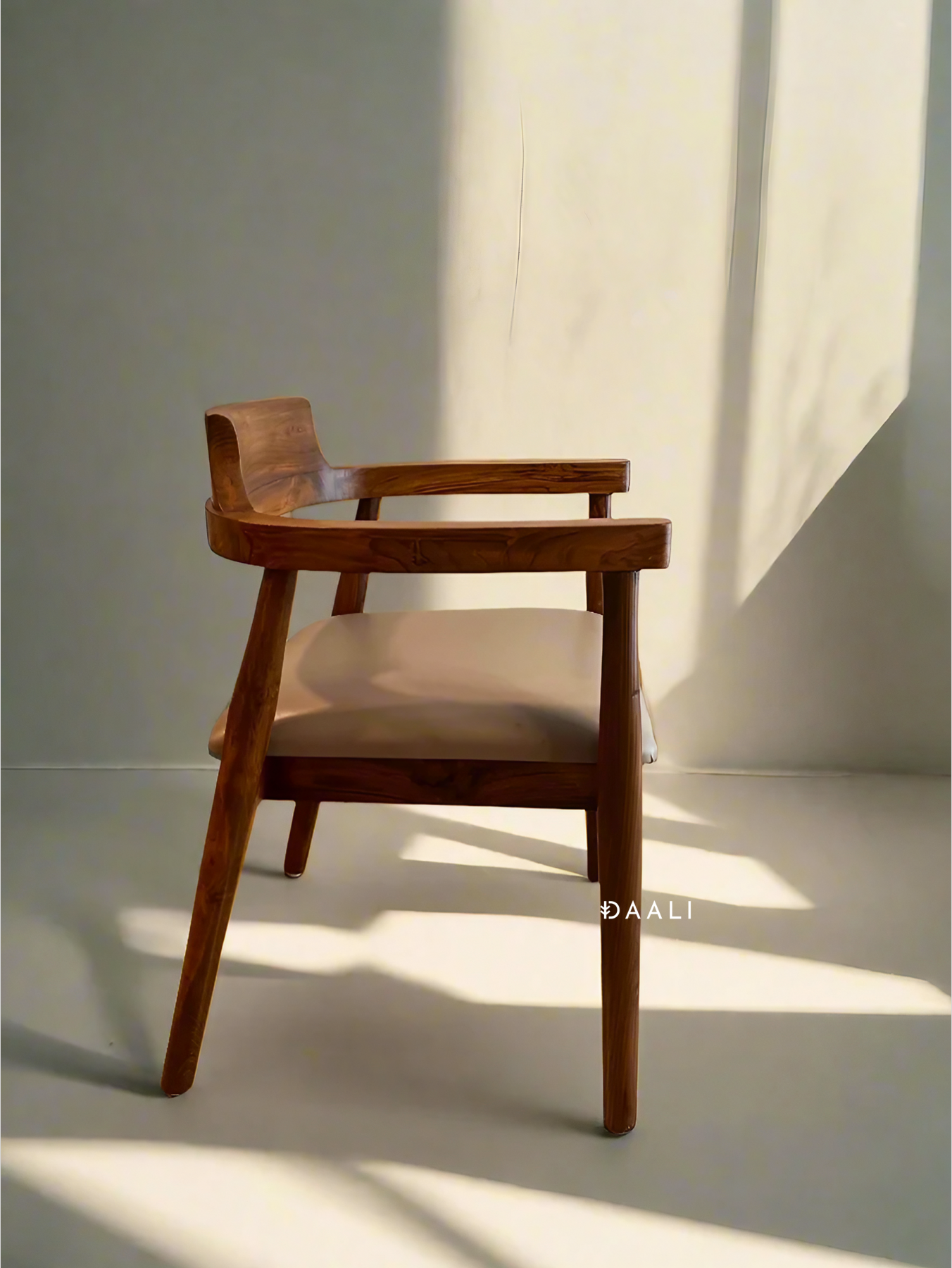Bella Chair