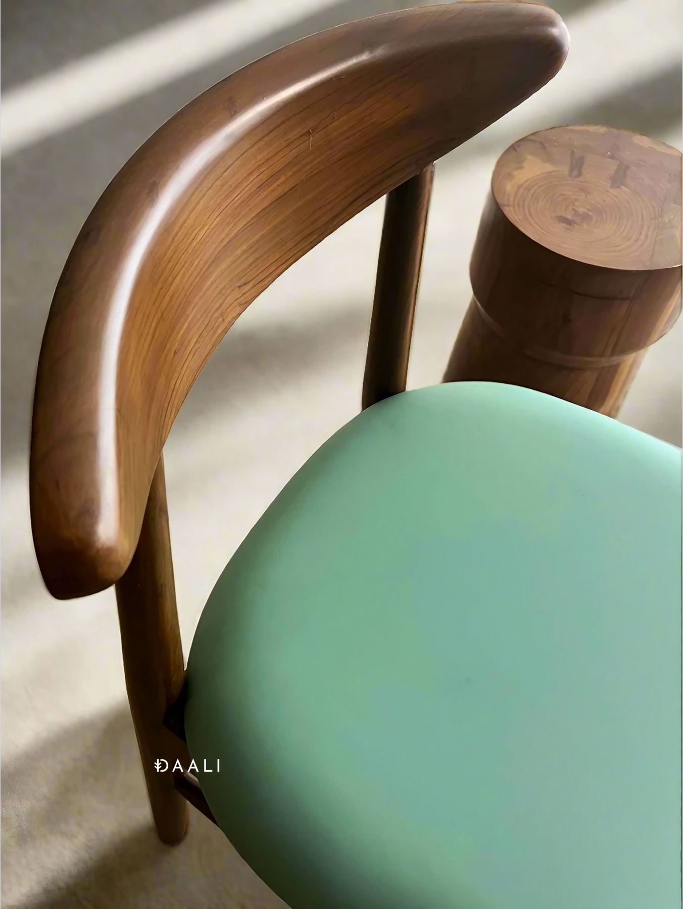 Capricorn Chair