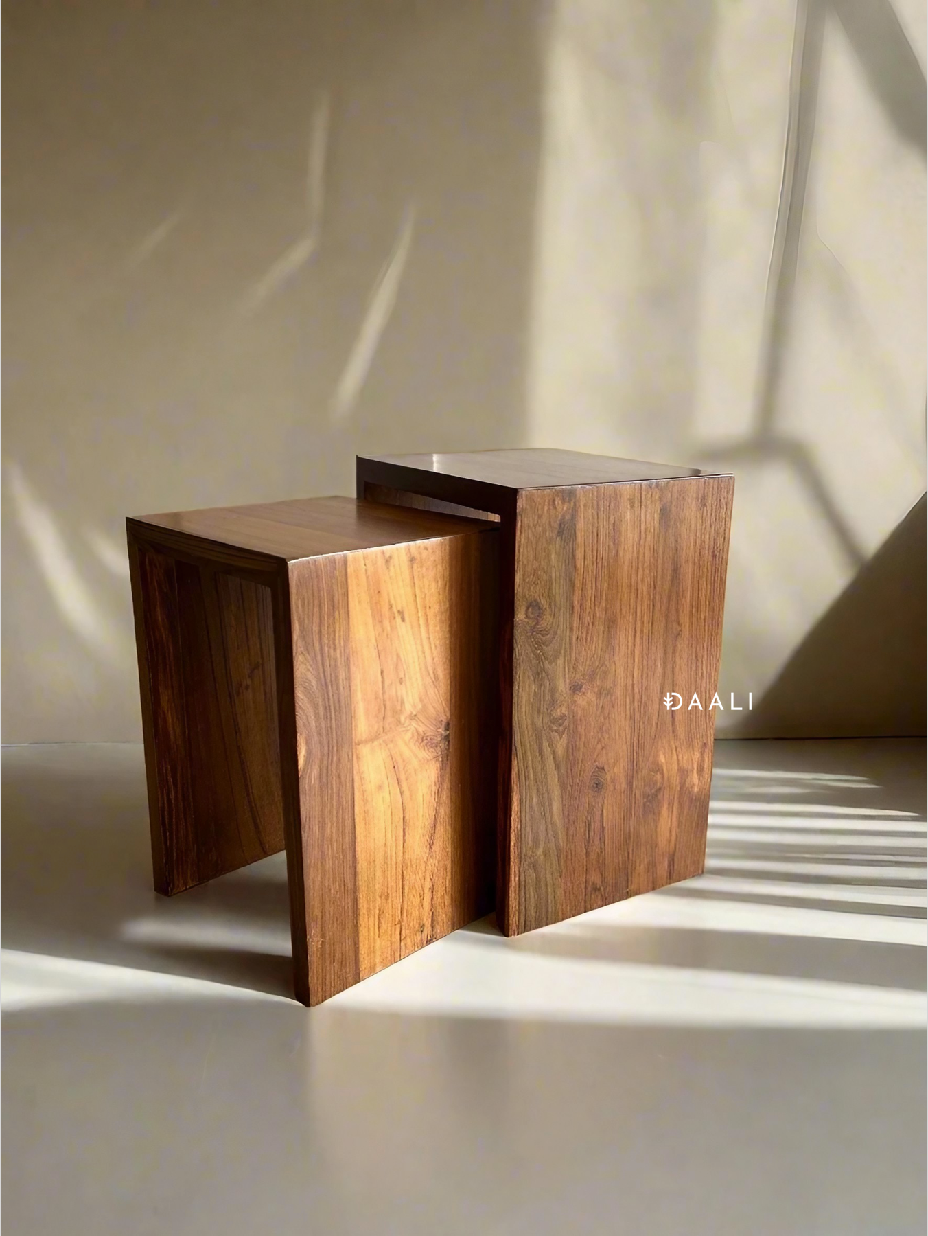 Gemini Nesting Table