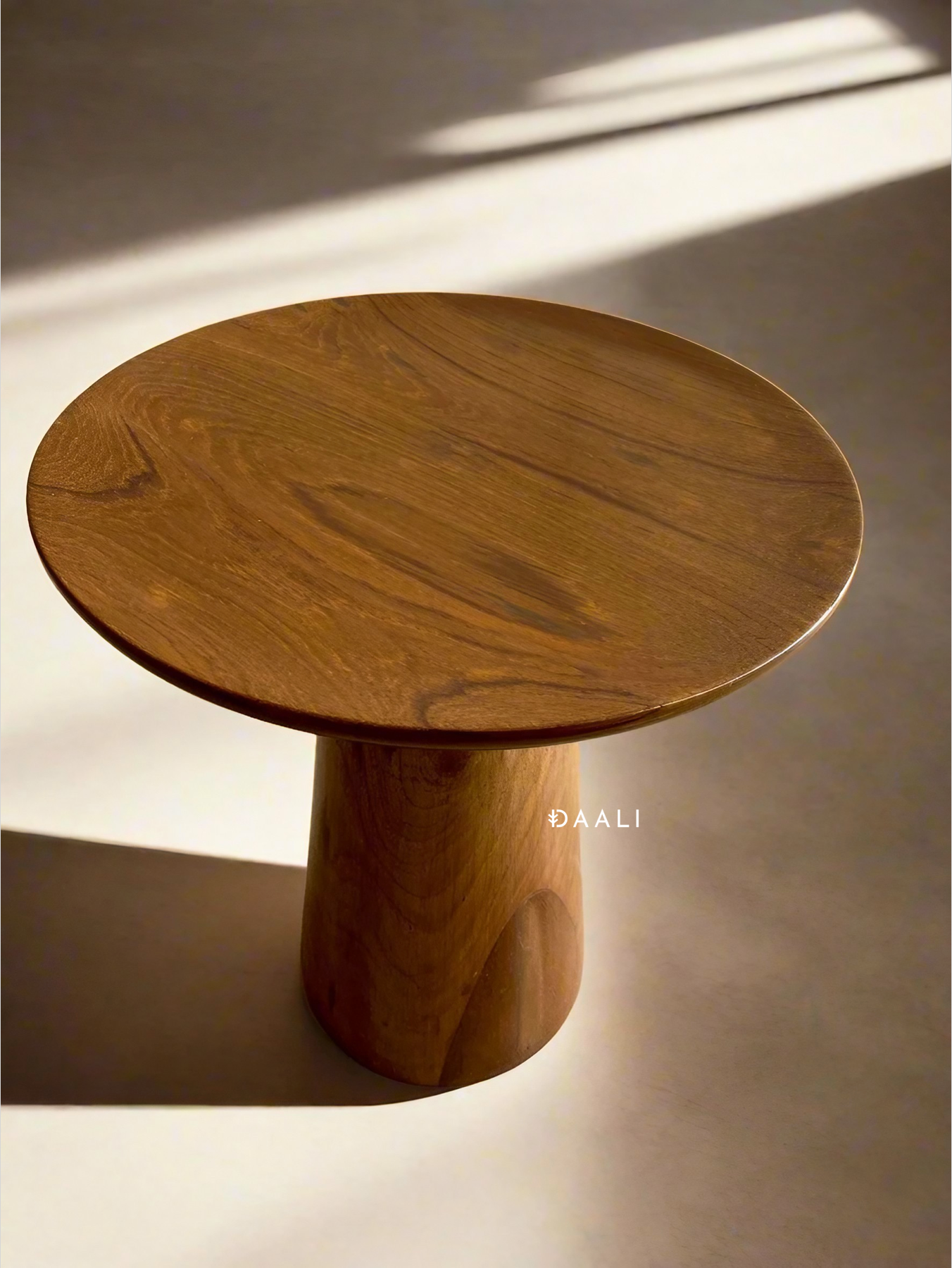 Leo Side Table