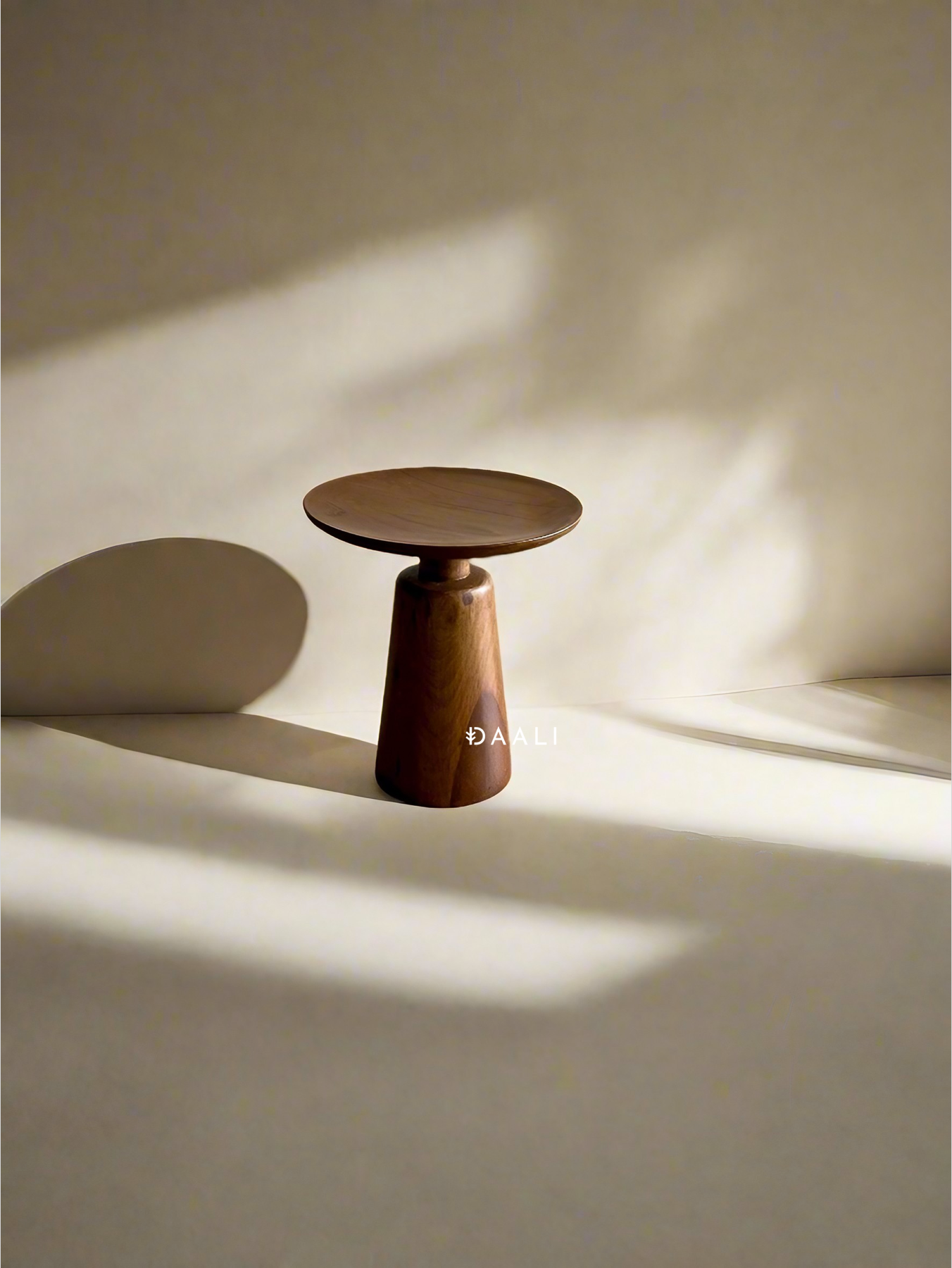 Leo Side Table