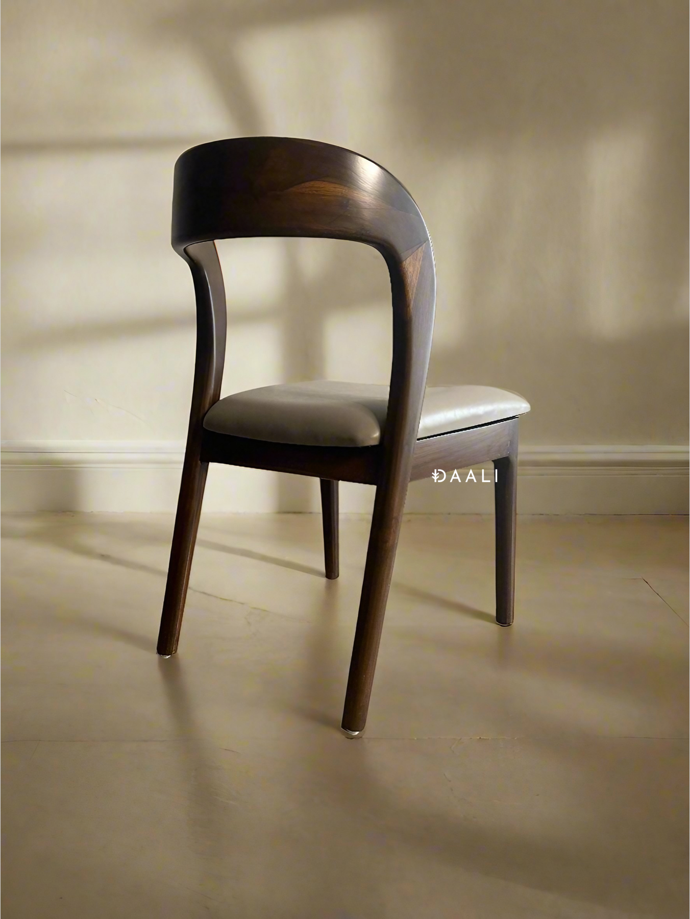 Miranda Chair