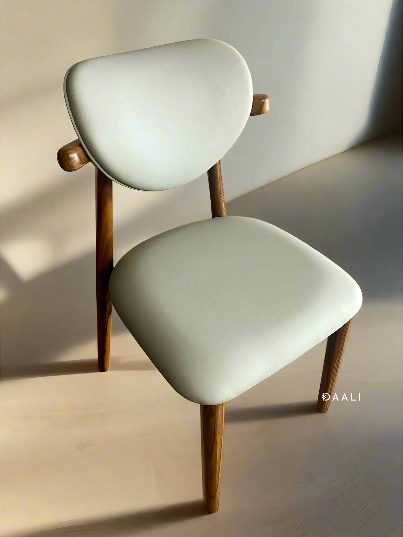 Sao Chair