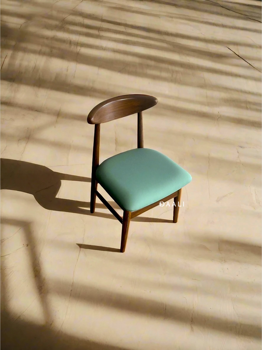 Capricorn Chair